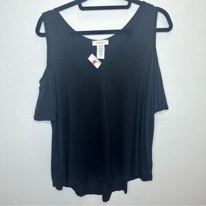 NWT Moon Kiss Cold Shoulder Black Blouse Size Medium